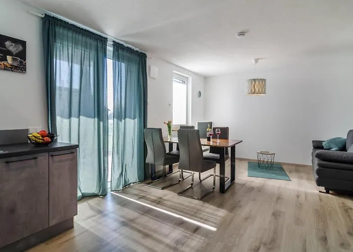 Scheu Апартаменты